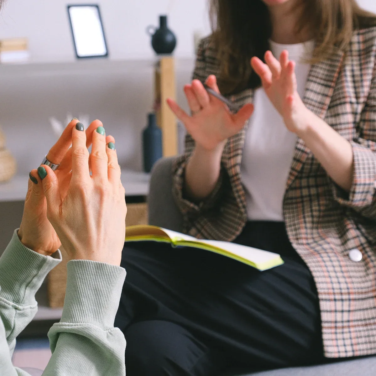 Sesión de psicoterapia asociada a terapia EMDR